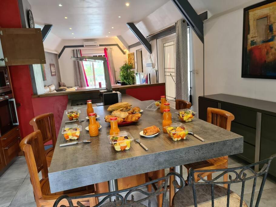 Le Flamboyant Apartment Saint-Gilles Les Bains Exterior photo