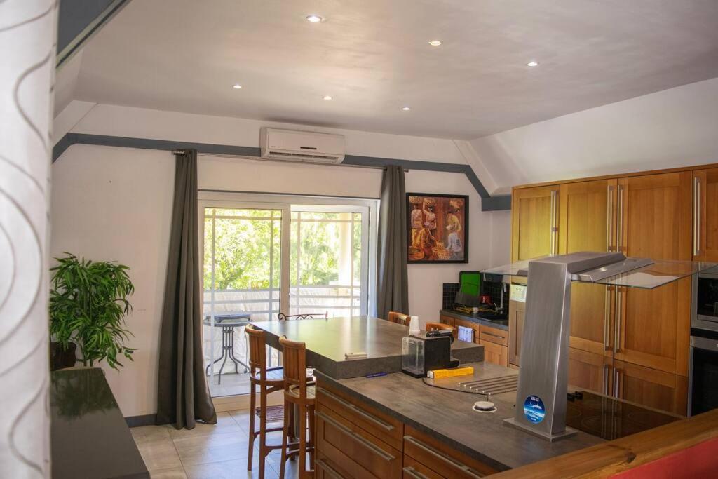 Le Flamboyant Apartment Saint-Gilles Les Bains Exterior photo