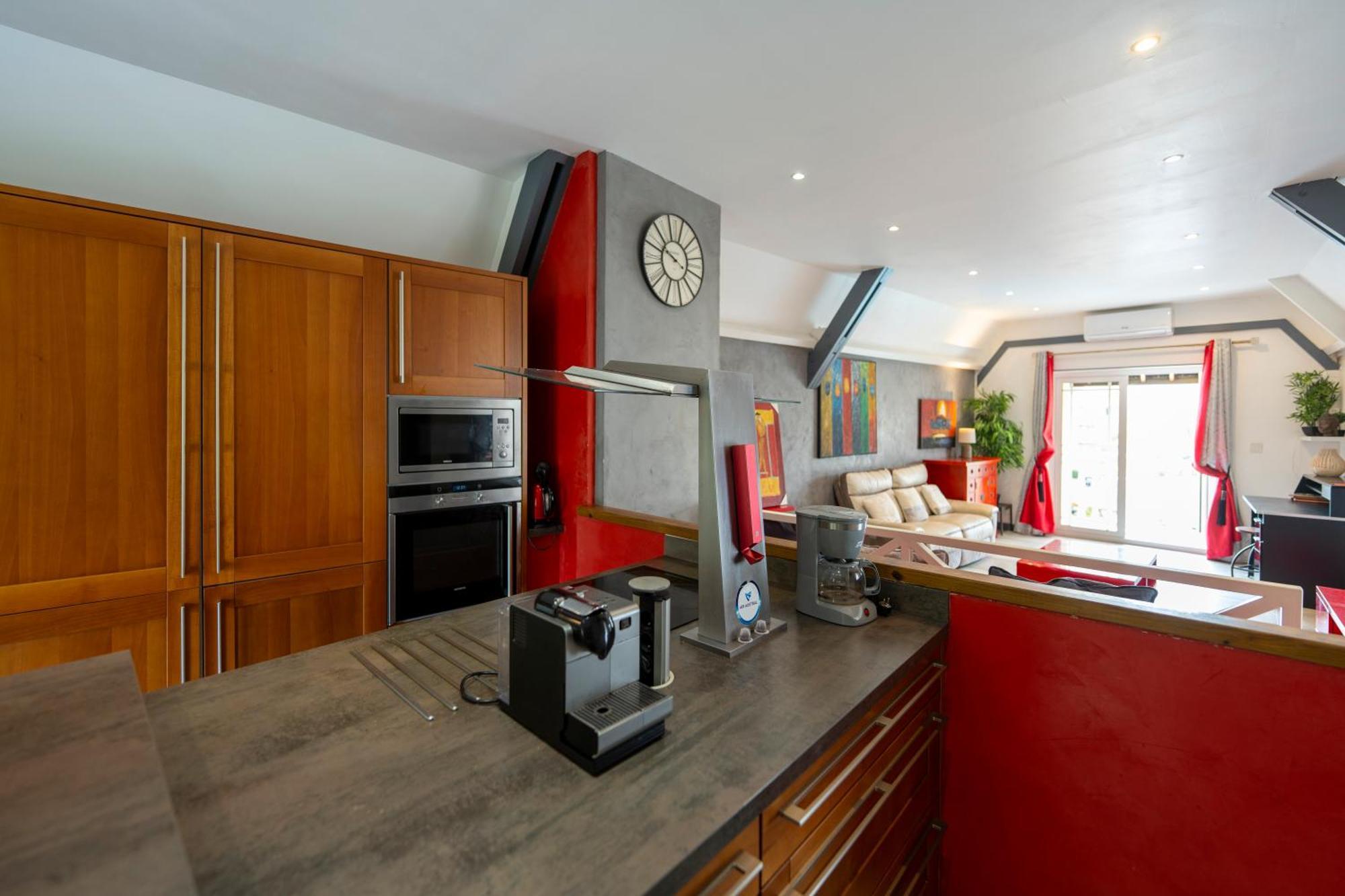 Le Flamboyant Apartment Saint-Gilles Les Bains Exterior photo