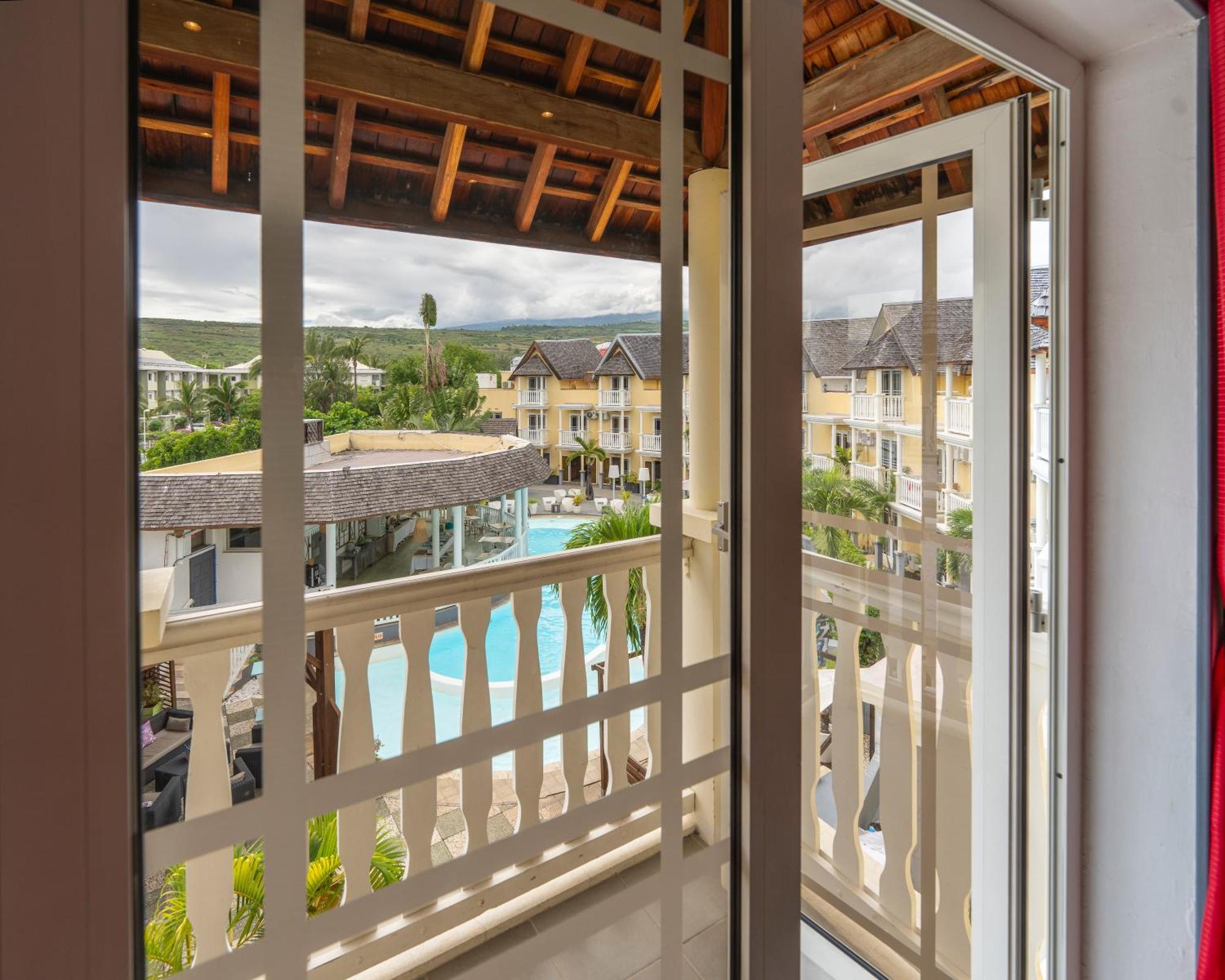 Le Flamboyant Apartment Saint-Gilles Les Bains Exterior photo